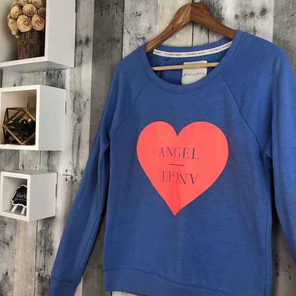Victoria's Secret | Angel Heart Sweatshirt - Picture 3 of 4